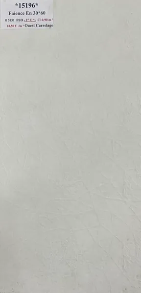 CARRELAGE MURAL MOTIF BLANC